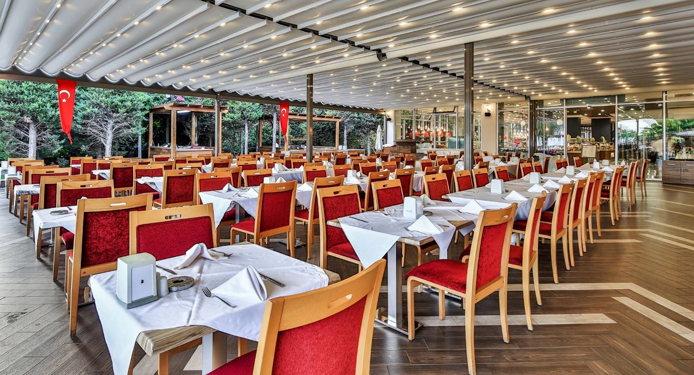 imagini hotel SATURN PALACE LARA